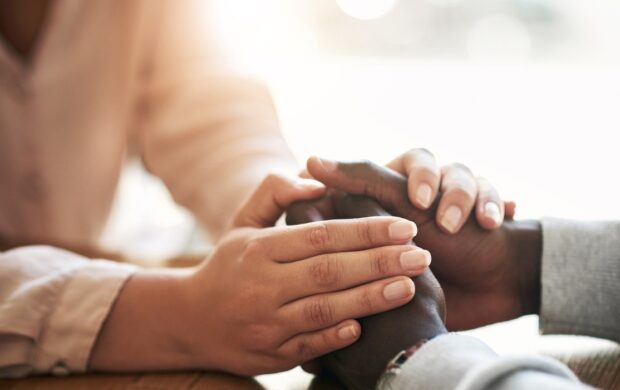 O poder do perdão: como superar sentimentos de mágoa podem contribuir para a vida plena?